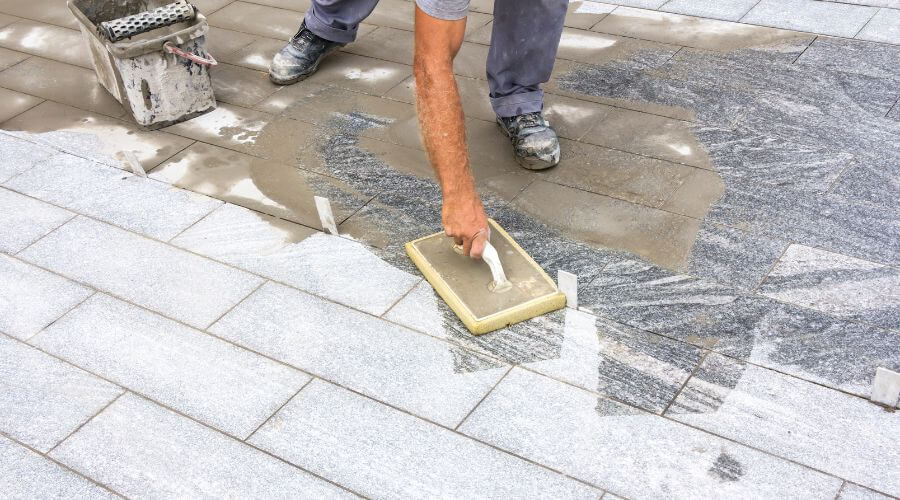 Professional gutter cleaning in Whittemore, IA